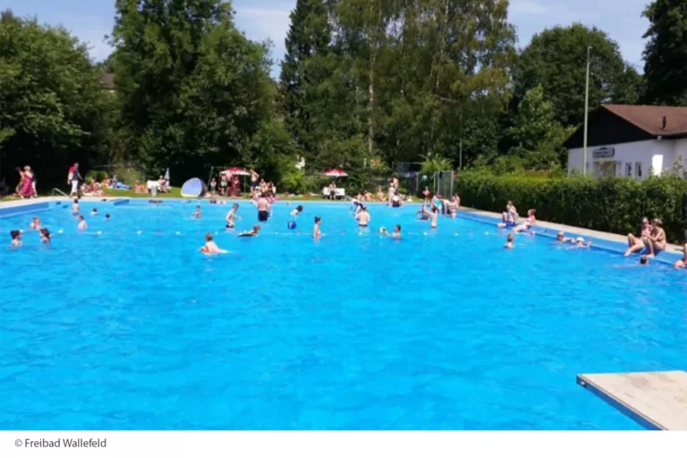 Schwimmen Freibad Wallefeld