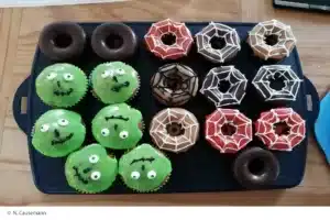 Halloween DIY Essen Donuts Monster