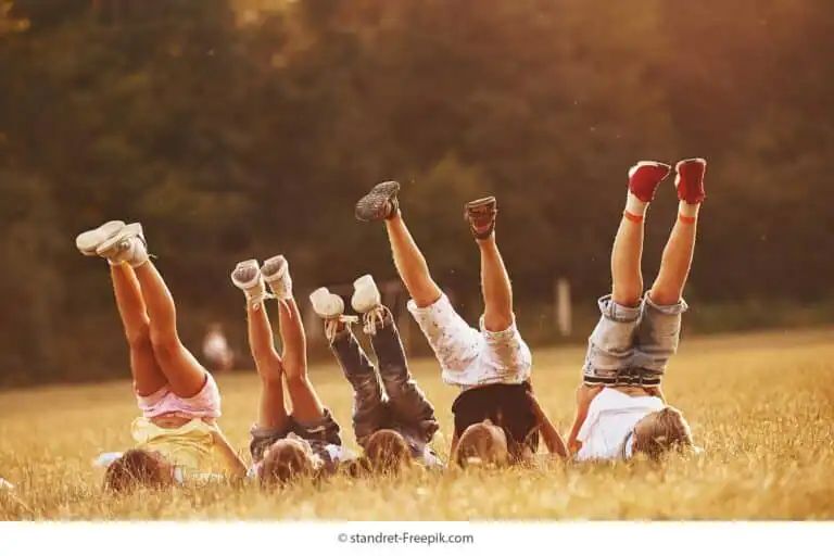 draußen spiele kinder