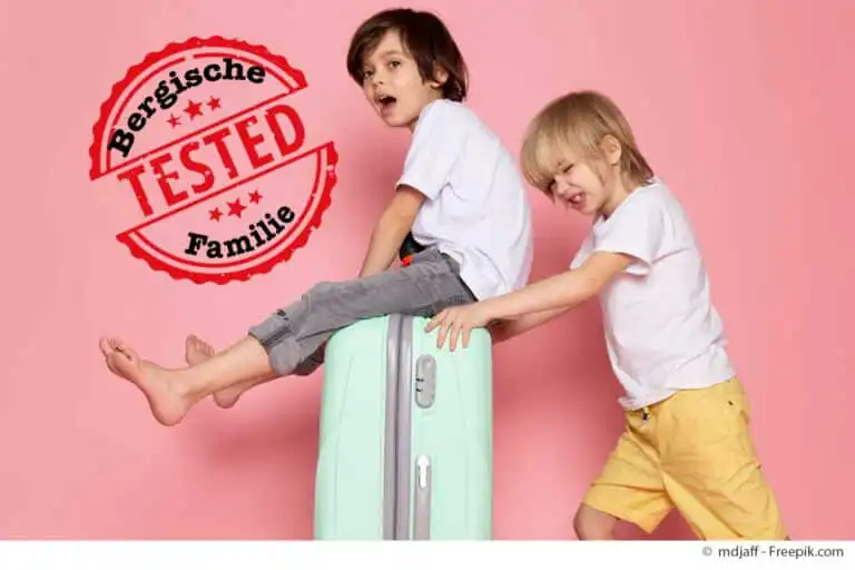Reise Ausrüstung Reisespiele Koffer Urlaub