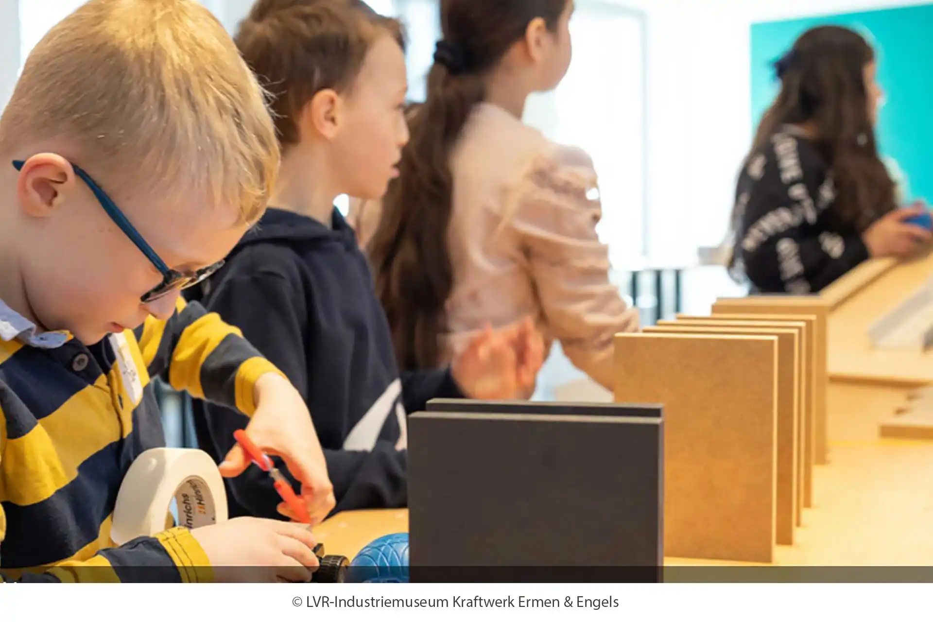 Ferienaktion: Kettenreaktion für Kinder 1 LVR-Industriemuseum Kraftwerk Ermen & Engels