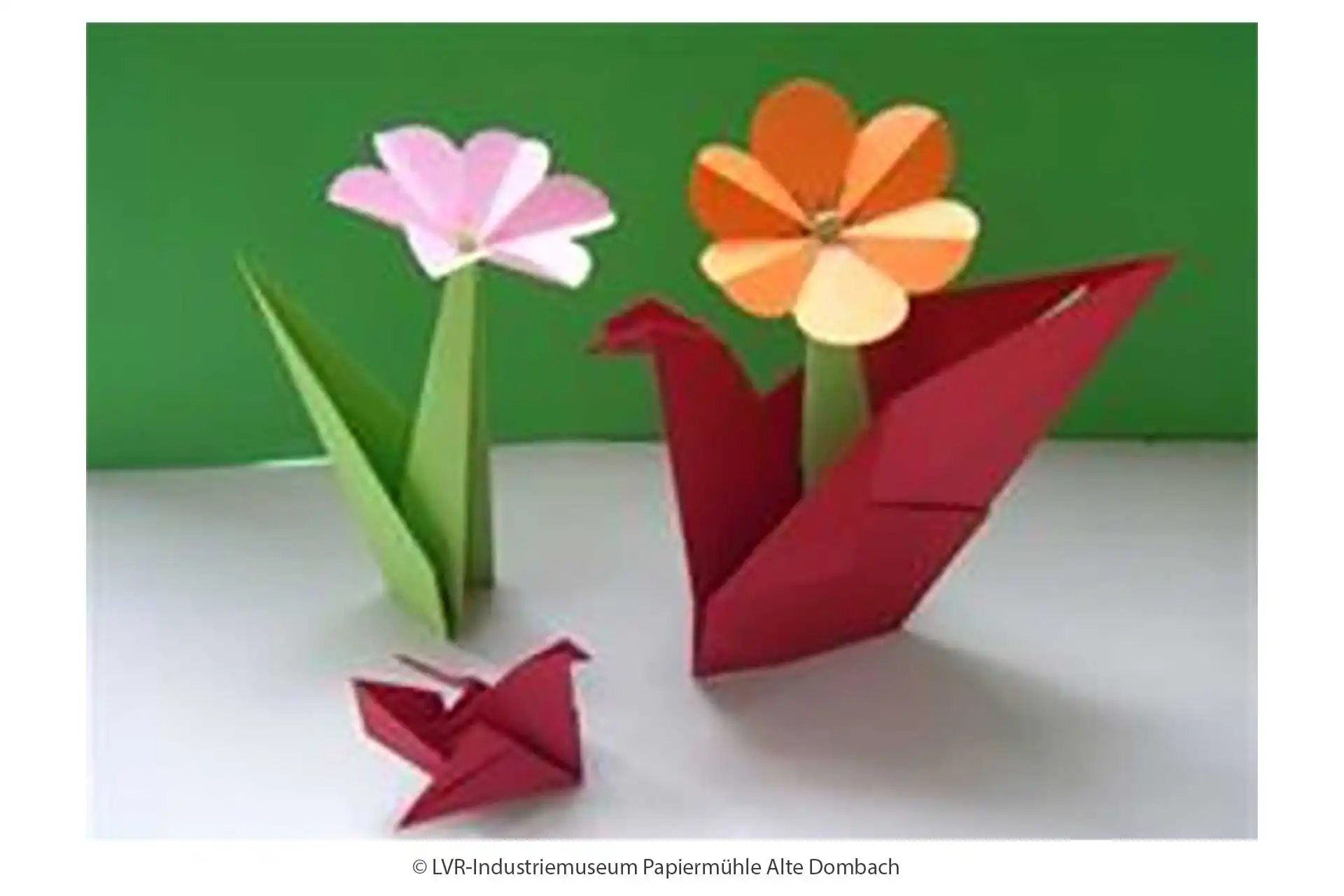 Ferienaktion: Kleine Hände, große Faltkunst 1 LVR-Industriemuseum Papiermühle Alte Dombach